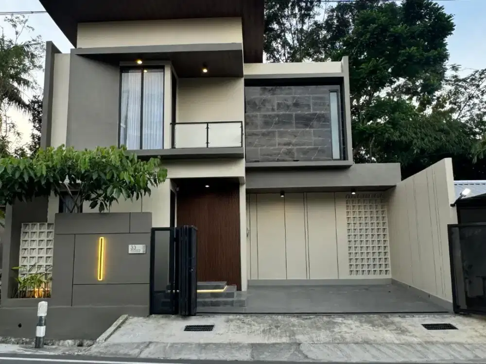 Dijual Rumah Baru 2 Lantai Dekat Kammpus UGM  ; Area Kaliurang Palagan ; Full Furnish