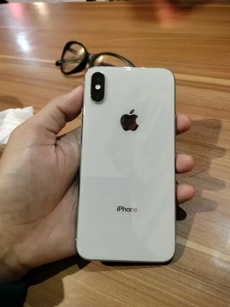 iPhone Xs 64gb inter