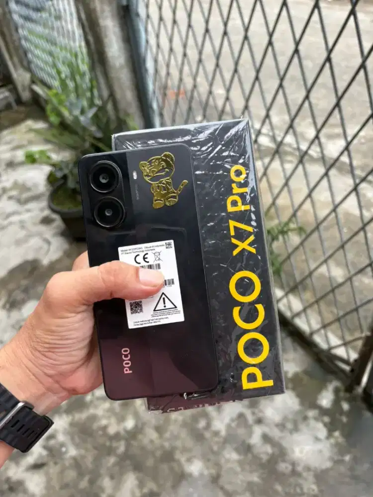 Poco X7 Pro 5G 12/512 Garansi Resmi September 2026