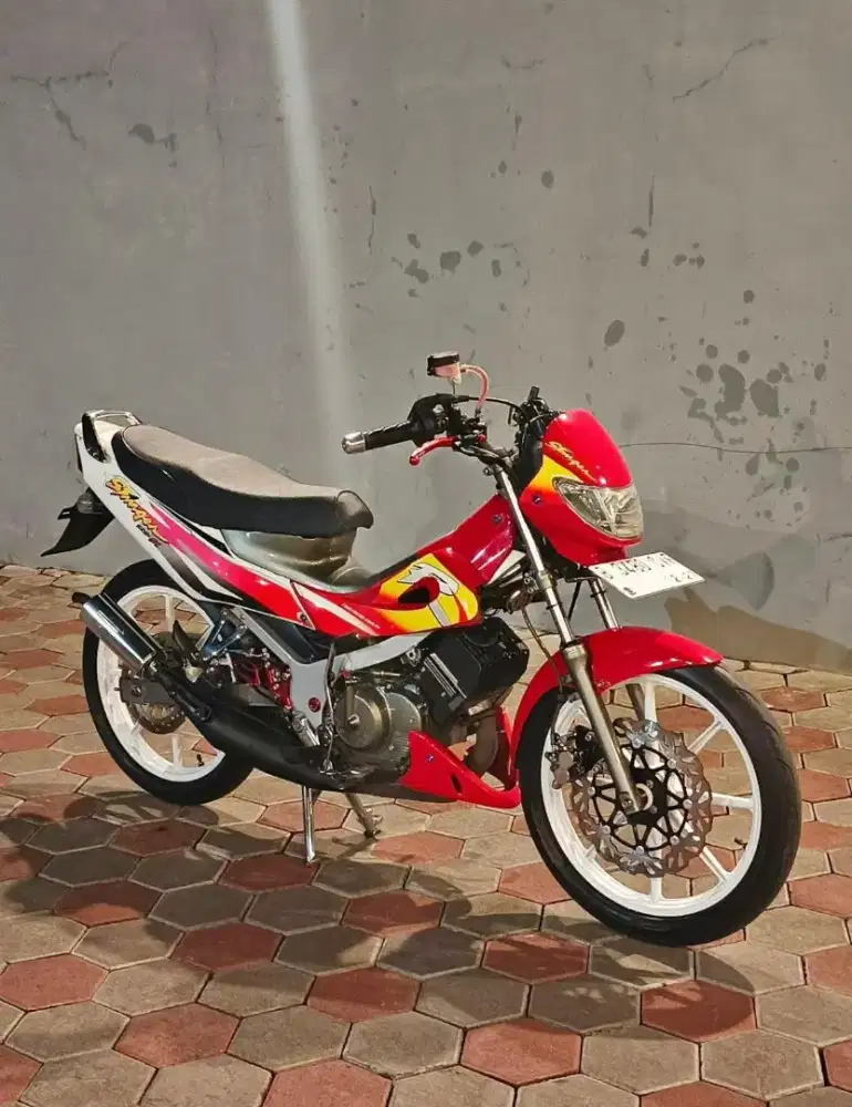 Suzuki satria 2003