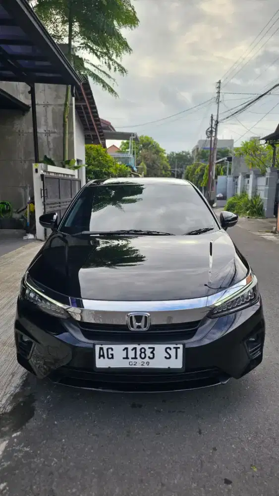 City E CBU 1.5 Sedan Matic