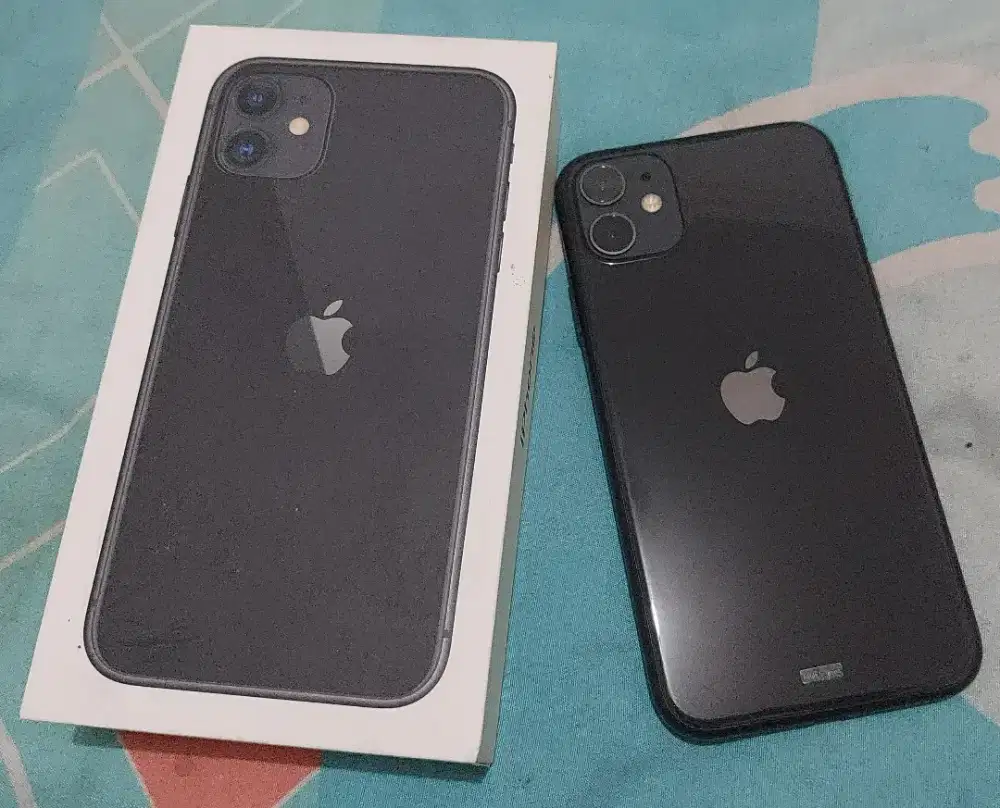 Dijual iphone 11 64gb