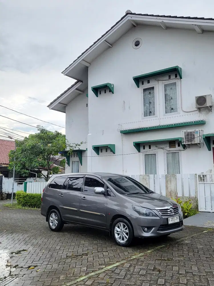 Toyota Kijang Innova 2012 Diesel