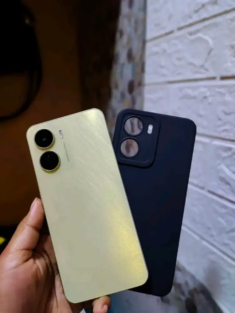 Vivo Y16 drizzling gold