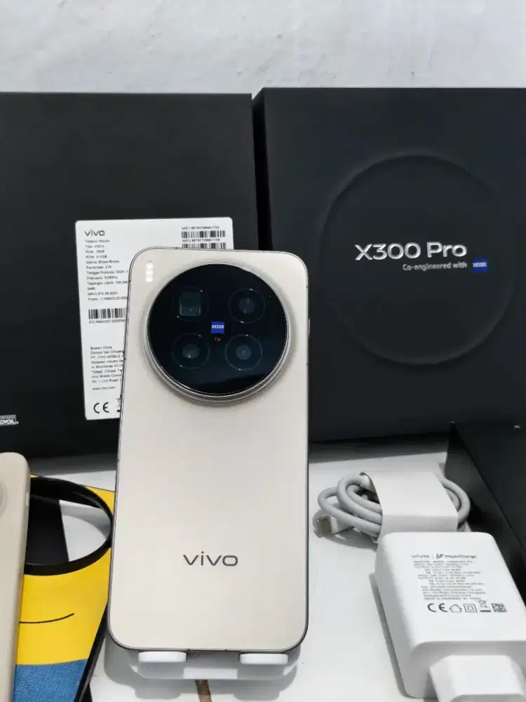 VIVO X300 Pro 16GB / 512GB Dune Brown Like New Mulus