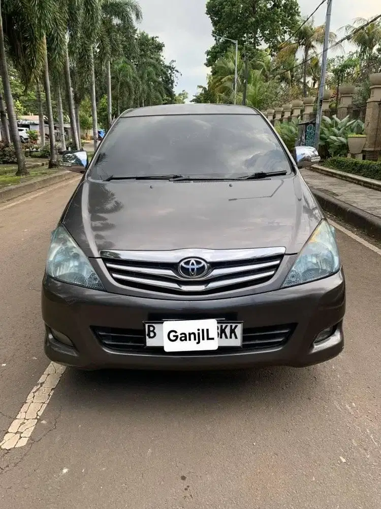 INNOVA G 2010 MATIC ABU PROMO DP10JT