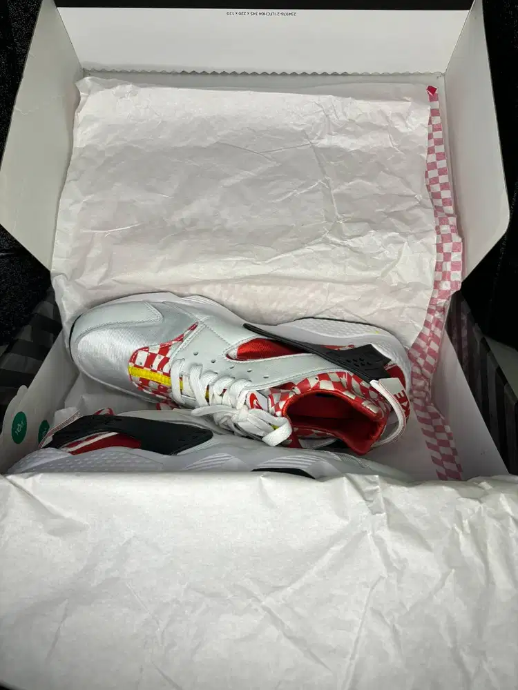 Nike Air Huarache Liverpool QS Size 44.5 Original Sneaker Rare