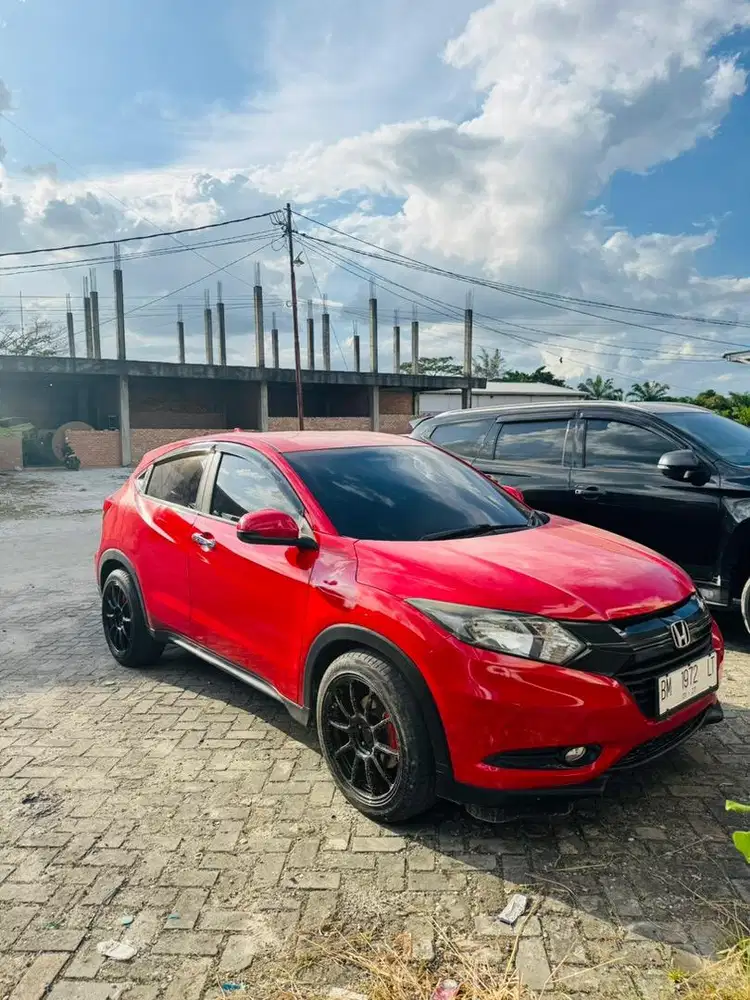 Hrv e cvt 2015 km 76 rb super