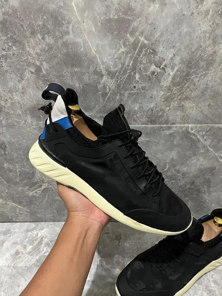 Sepatu Louis Vuitton Original Sneaker casual lv prelov not bally prada