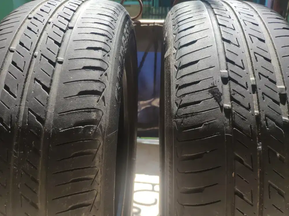Ban Bdgestone 185/60 R 15