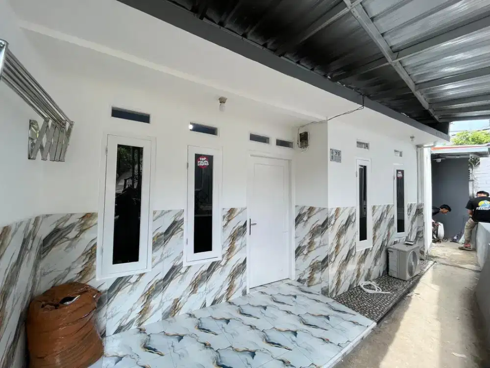 rumah minimalis 2 kamar dekat jalan utama dan hanya 10 menit dari stasiun KRL cuma 135 jutaan