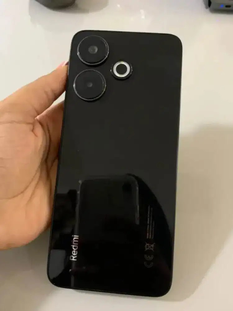 Bu redmi 13 ram 8/128 hitam mulus no minus