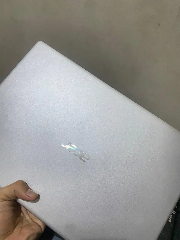 Acer 16 ryzen 3 5300u mulus!