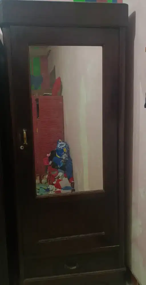 Lemari Jati 1 pintu dan 3 pintu