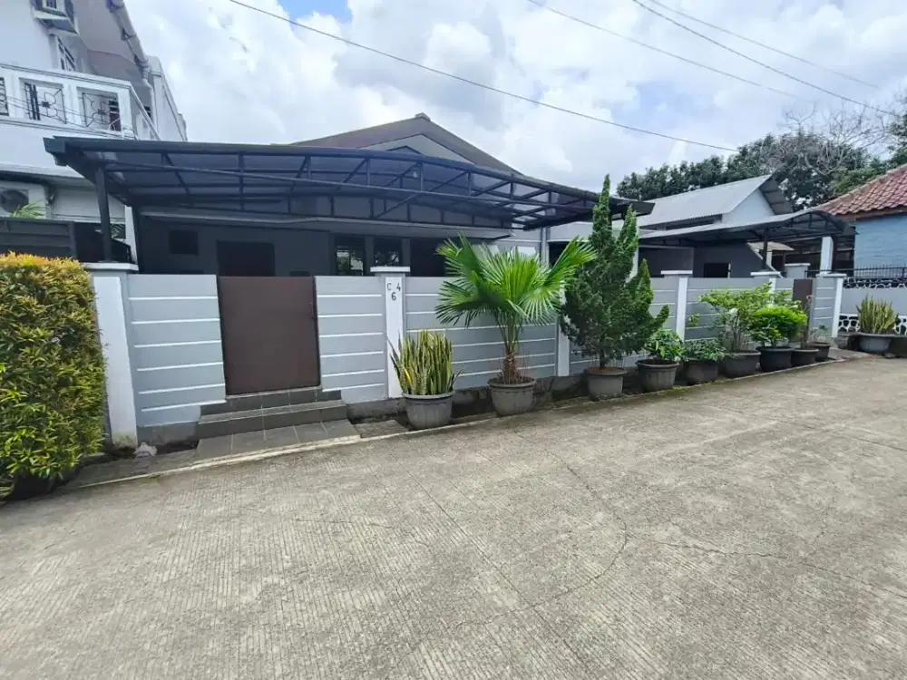 Rumah second dijual cepat strategis 180m²(1.8M)Auri Cimanggis Depok