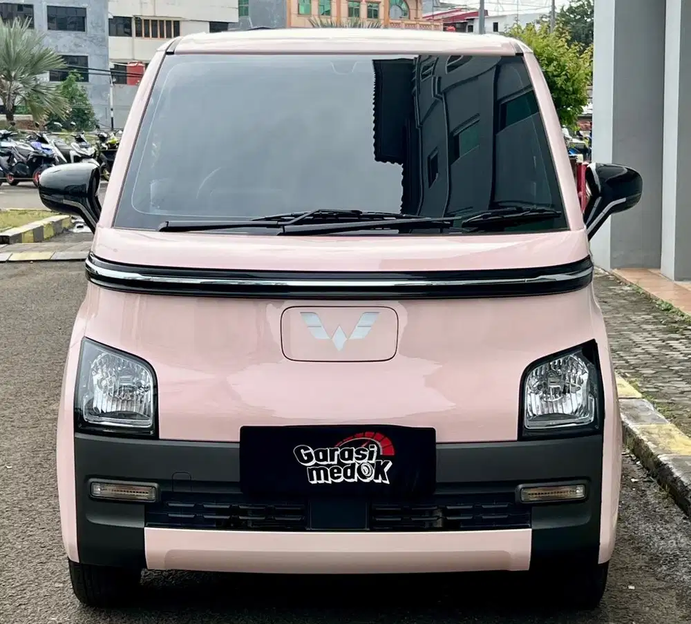Wuling air ev listrik lite range 2024 Antik Low KM Murah Bekas Pink
