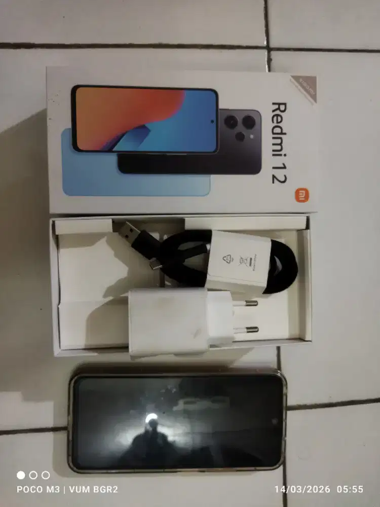 Redmi 12  6/128 silver mulus 100% FULLSET