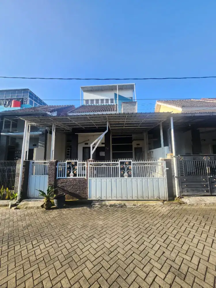 Rumah siap huni di perumahan