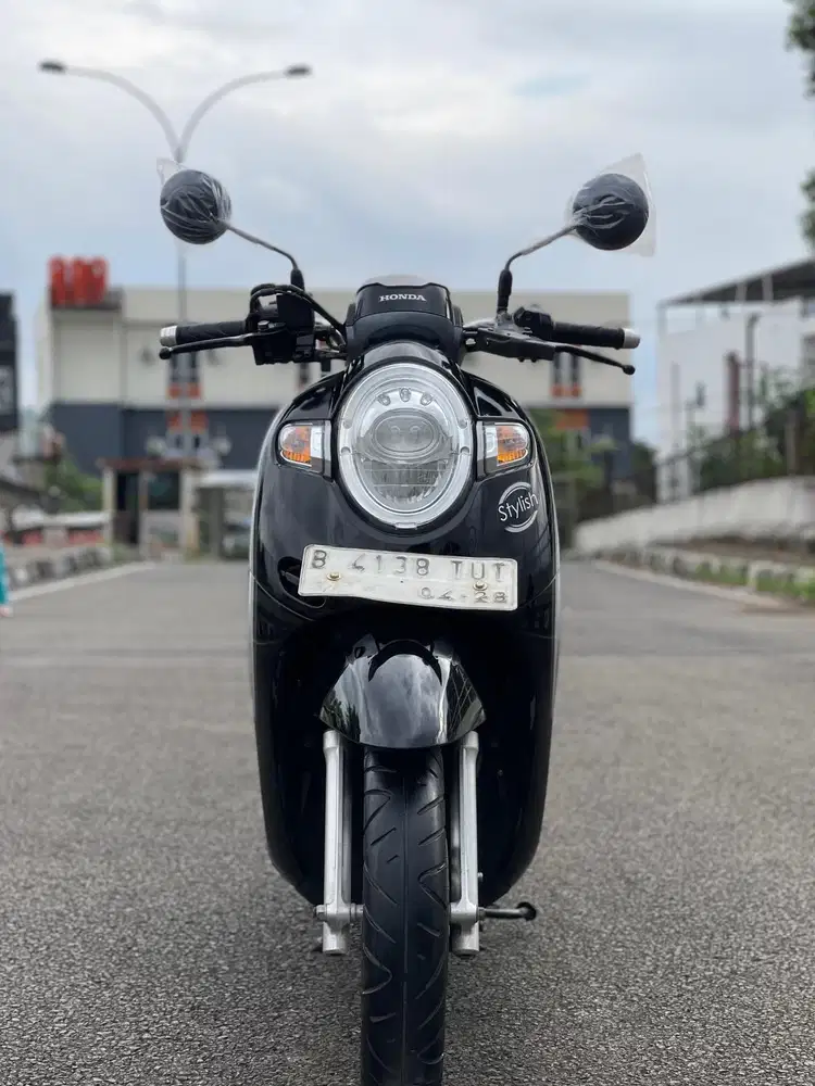 DP 500 RIBU Honda Scoopy Stylist Tahun 2018 Cash/Kredit