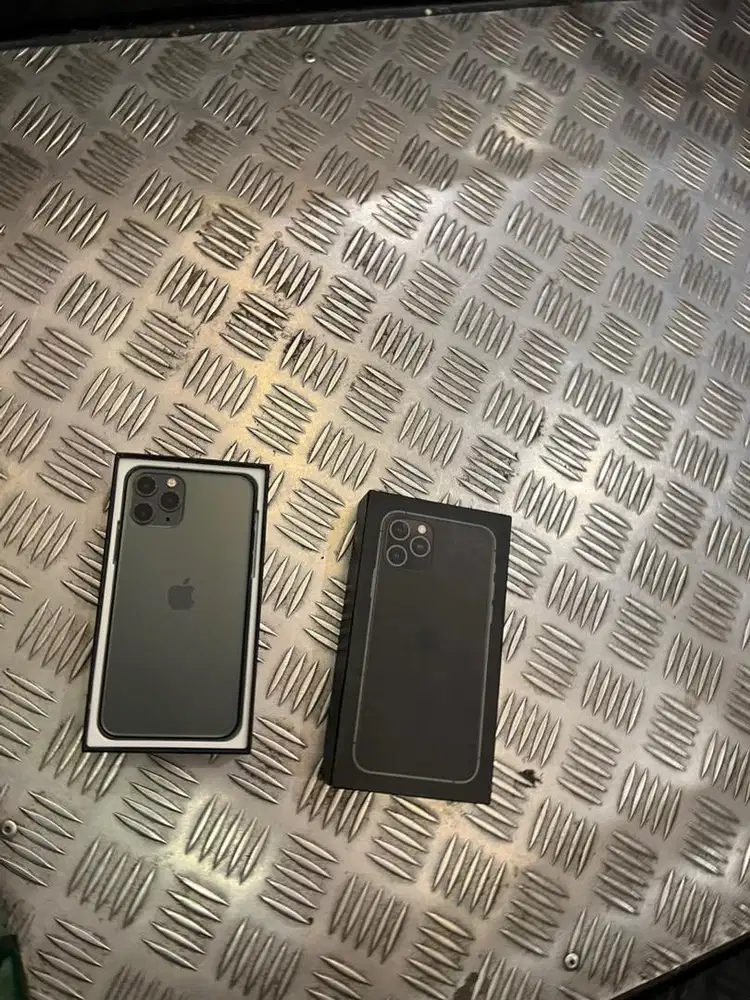 iphone 11 pro 256gb titik apple  bagus