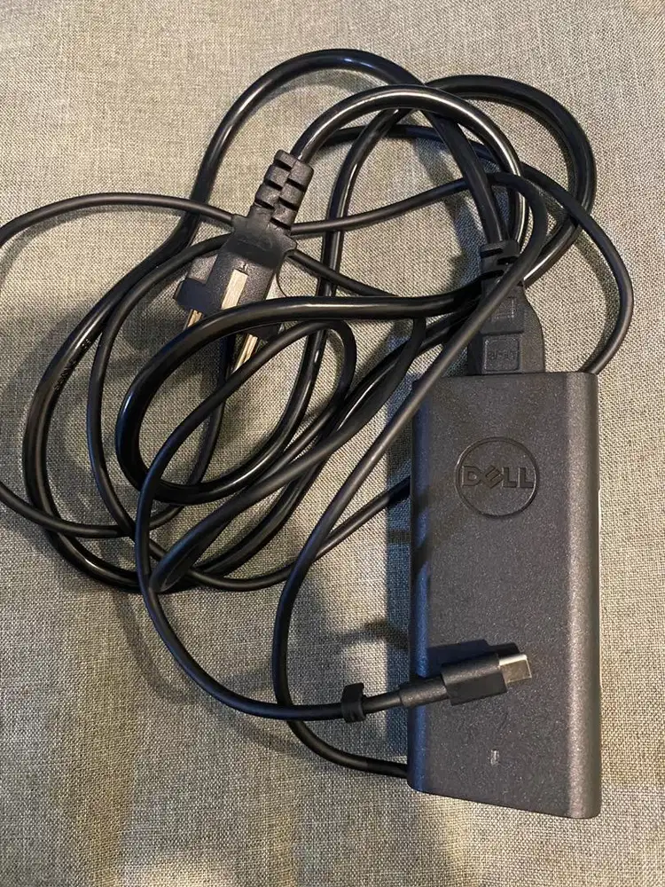 Original Charger laptop Dell 65W AC Adapter dengan konektor USB Type-C