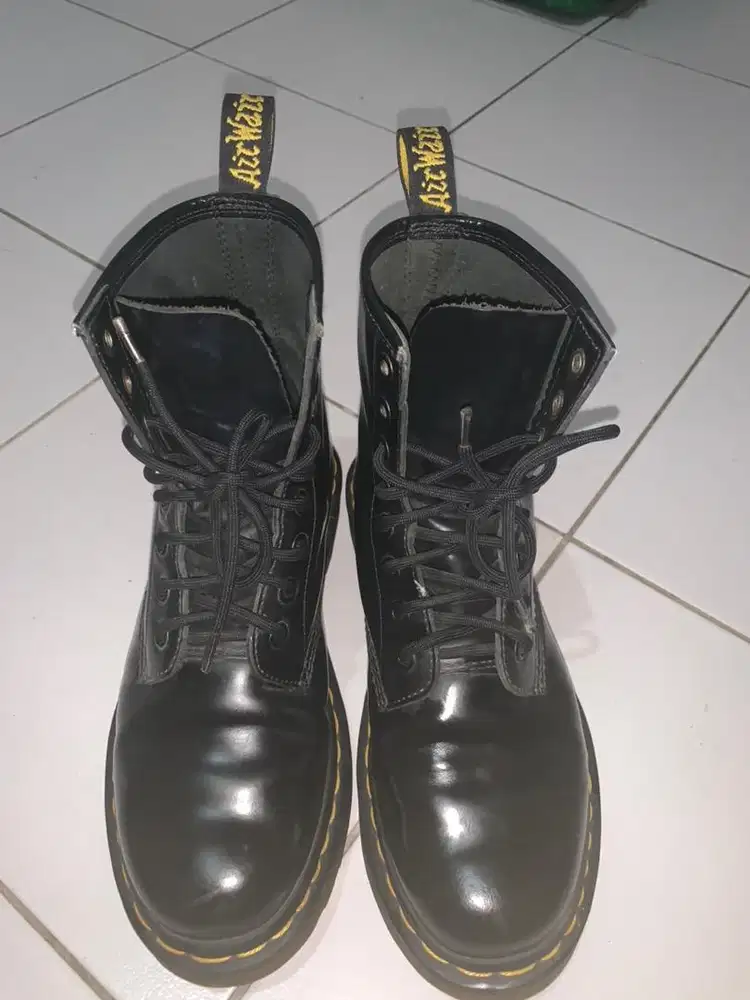Dijual sepatu Dr.Martens