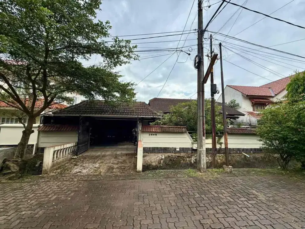Rumah Hitung Tanah luas 600 m di Perum Bukit Cirendeu dekat UIN