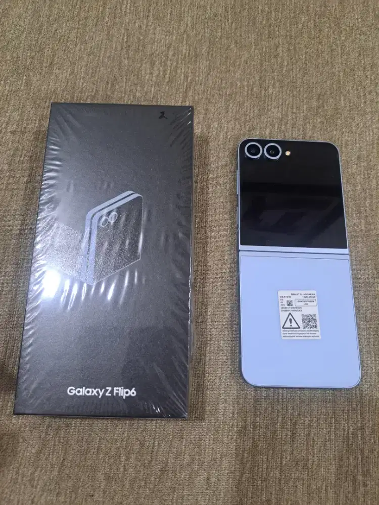 Samsung Z Flip 6 5G Ram 12/256Gb(Mulus Lkp Dos)