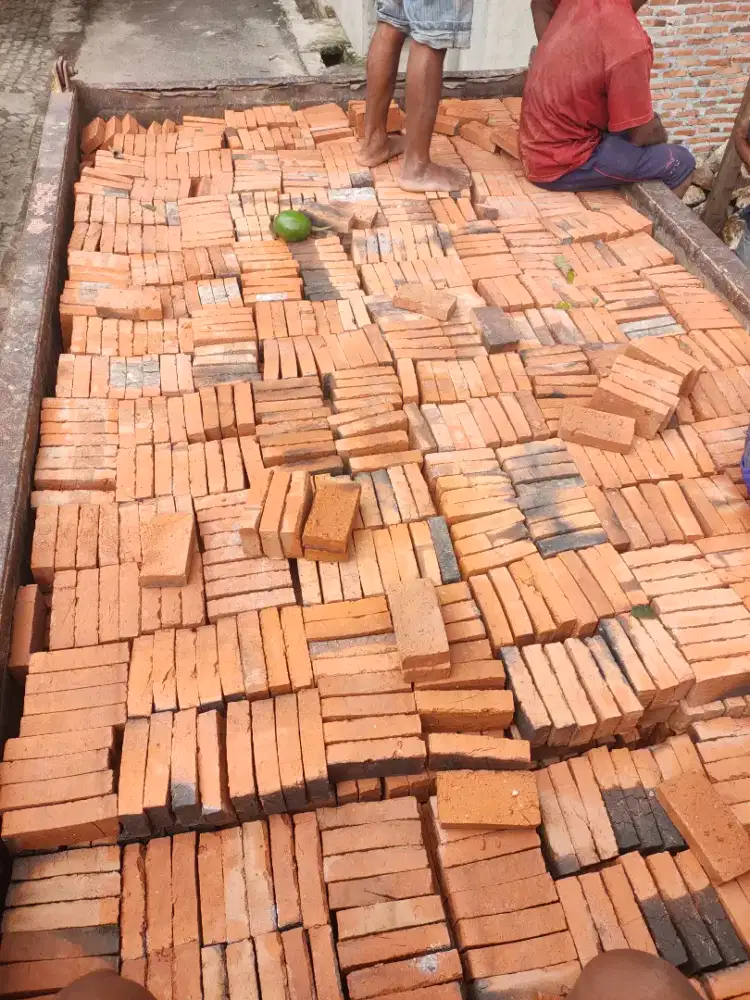 Batu bata merah press