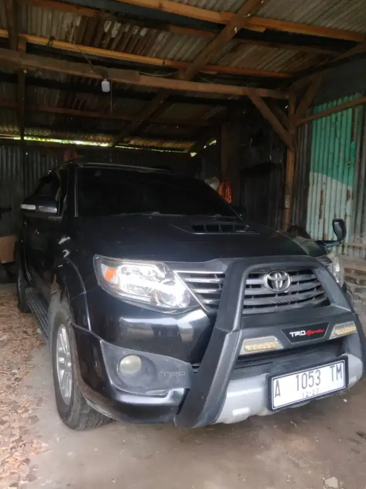 Toyota Fortuner G M/T 2012 Vnt
