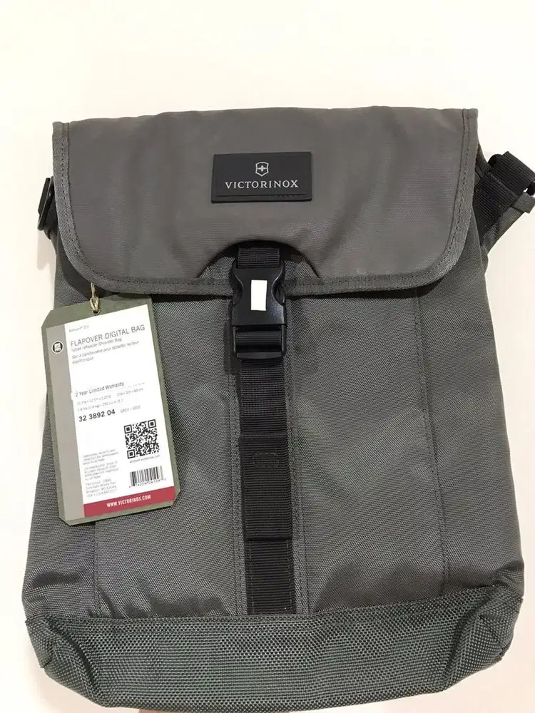 Dijual tas victorinox altmont 3.0 flapover original bagus mulus