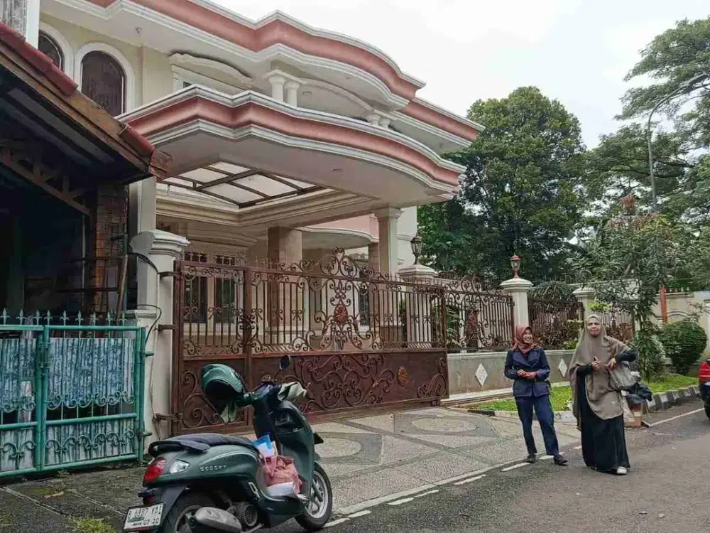 Disewakan Rumah Strategis Siap Huni di Rawamangun Jakarta Timur