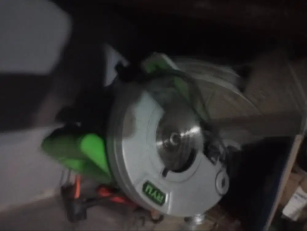 RYU Miter Saw Aluminium - Kondisi Prima, Akurasi Tinggi, Siap Cari Cua