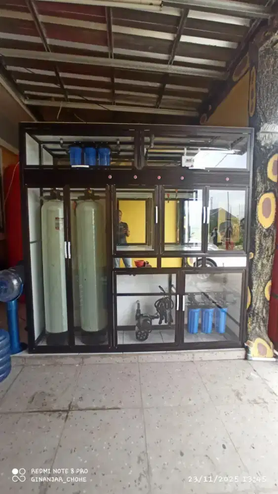 Depot isi ulang air minum galon