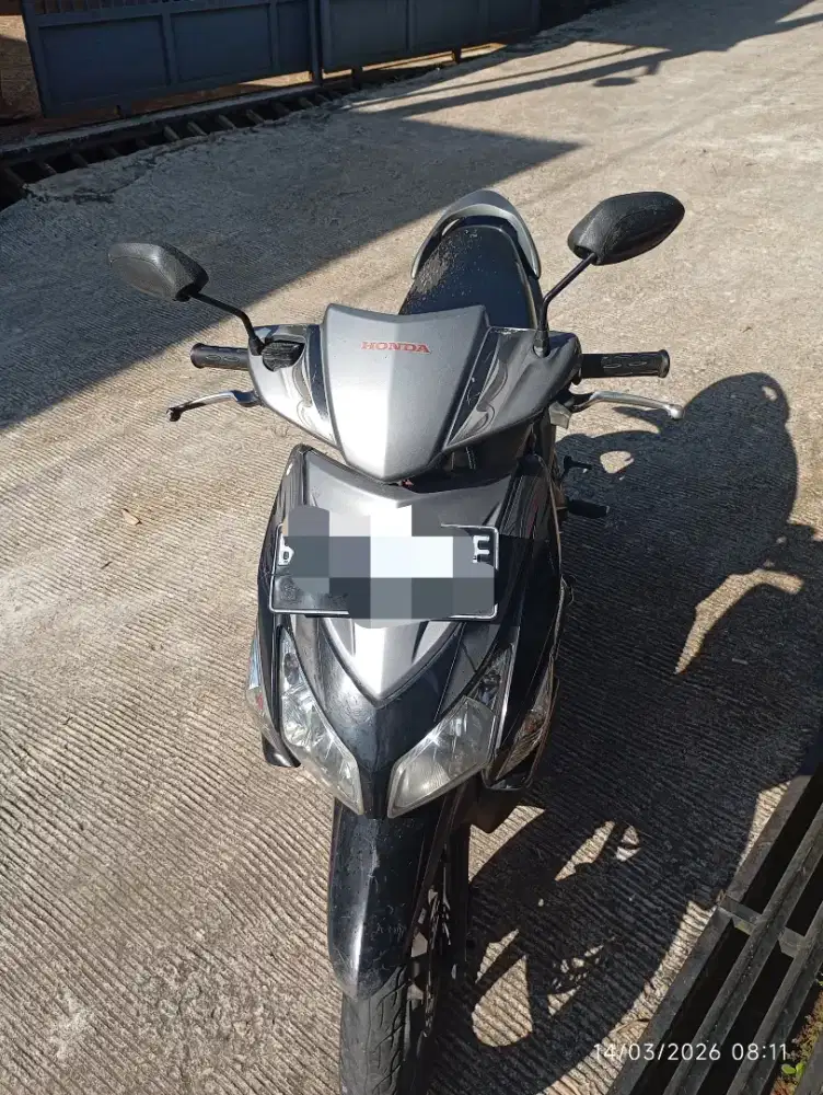 Vario 110 tahun 2011 hitam Second