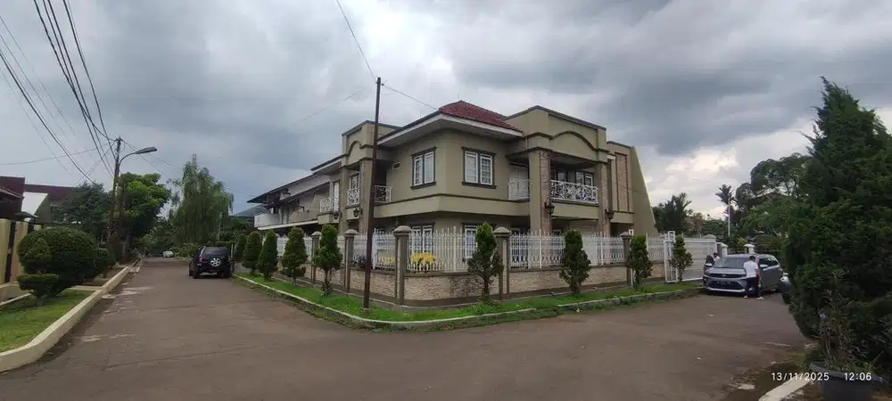 DIJUAL RUMAH MEWAH LOKASI STRATEGIS-FASILITAS LENGKAP | 5M Nego