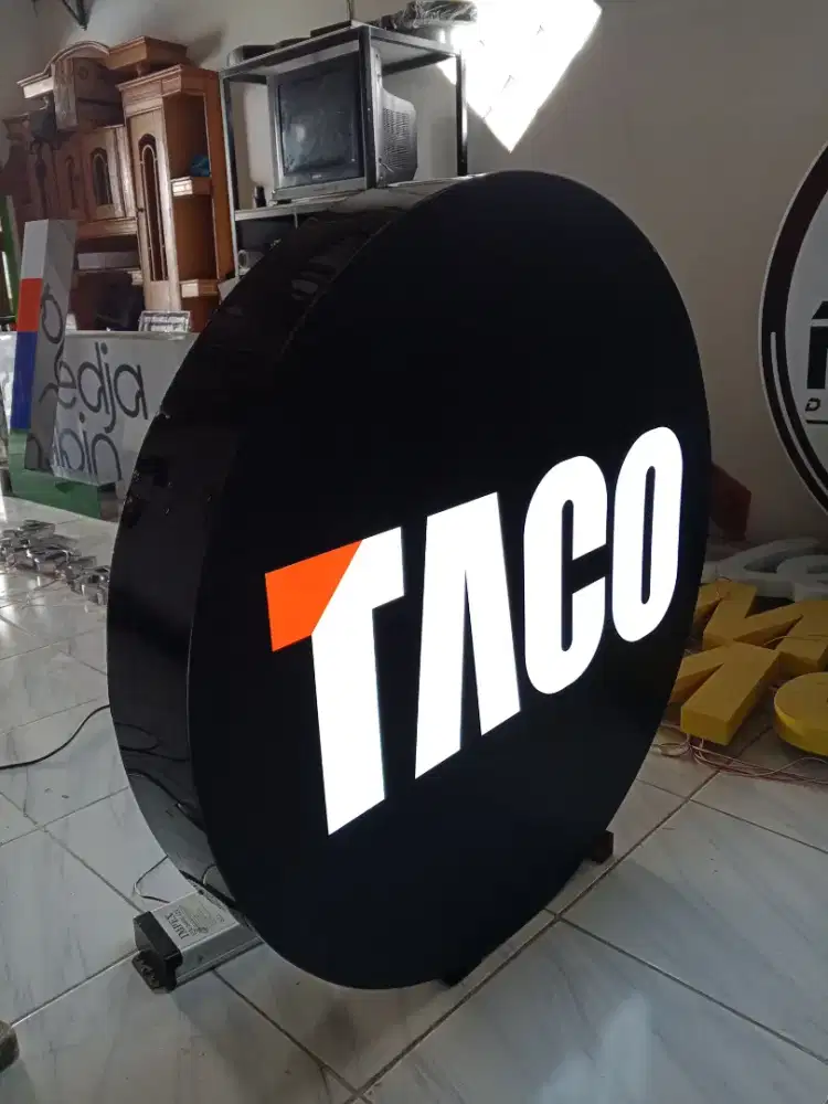 Neonbox bulat free disain