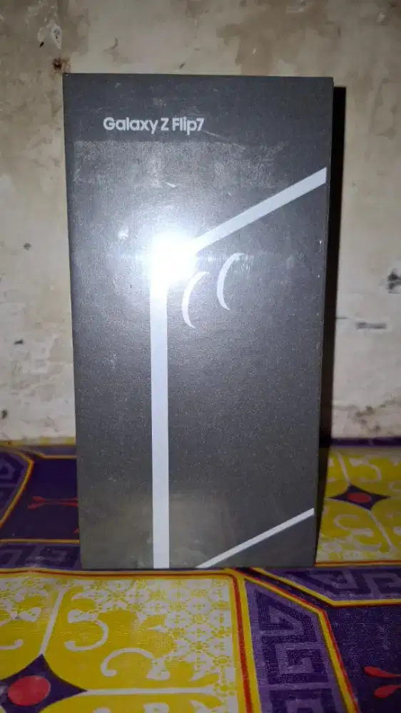 SAMSUNG GALAXY Z FLIP 7