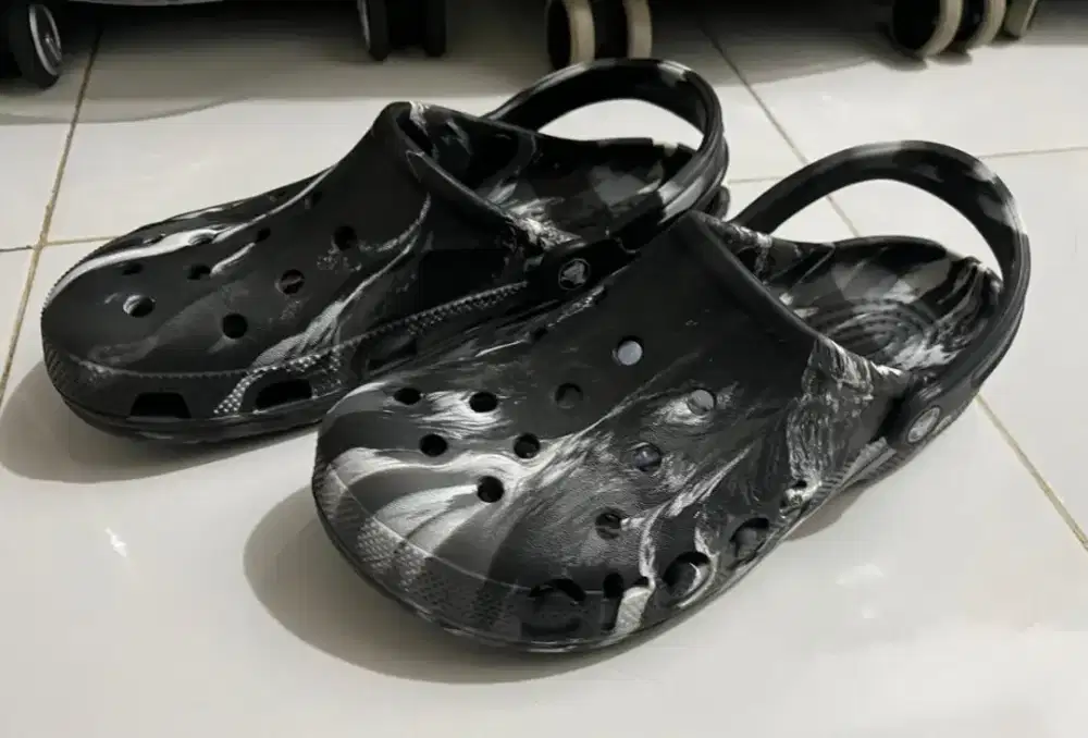 Jual Crocs Baya Marbled Clog Size 42/43 Original
