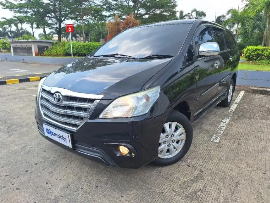 Toyota Kijang Innova 2.0 G Bensin-AT 2014 Hitam 8CMW
