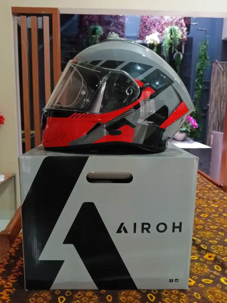 Jual Airoh Spark bekas