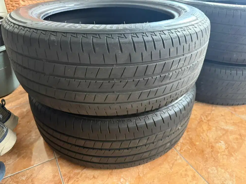 Jual 4 Ban Bekas Toyota Camry (Bridgestone Turanza T005A)