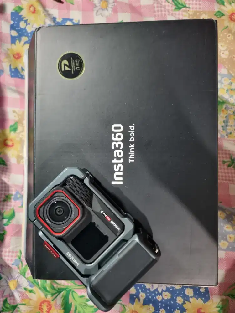 Insta360 Ace Pro 2 / Insta 360 AcePro 2 Dual Battery Xplorer Grip Kit