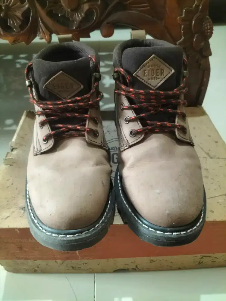 Sepatu Eiger Chamba
