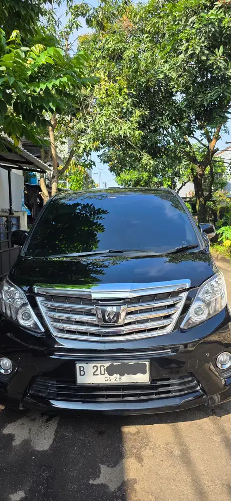 Toyota Alphard Tipe 2.4 S