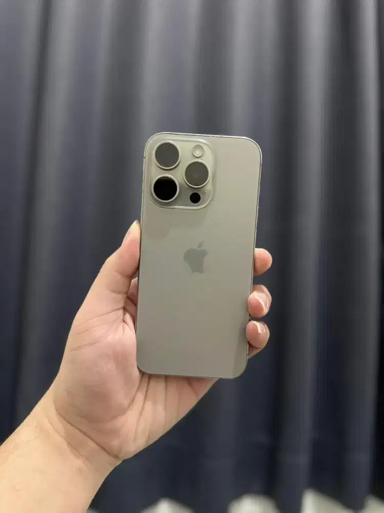 Iphone 15 Pro 128 GB Natural Titanium