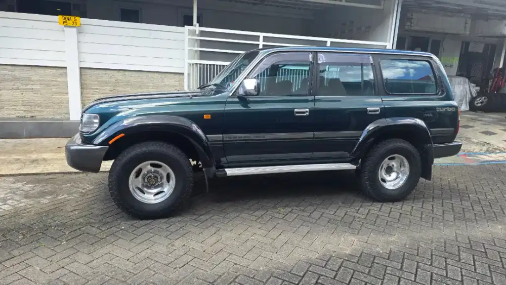 Fortuner vnt trd 2015