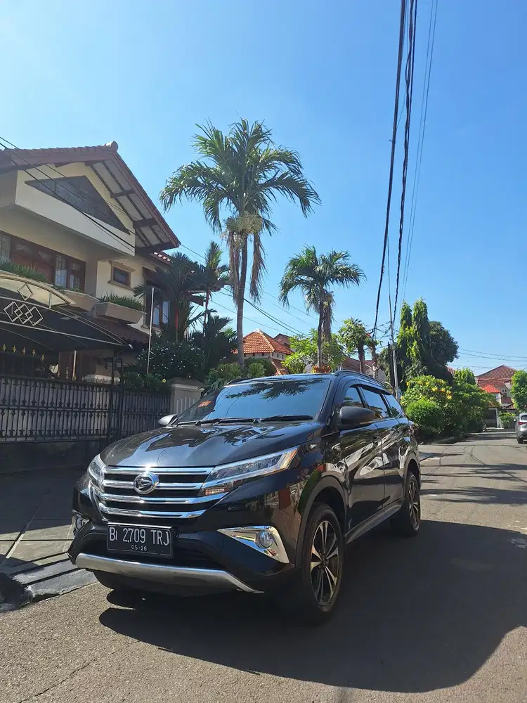 Daihatsu Terios 1.5 R MT 2021 – Hitam