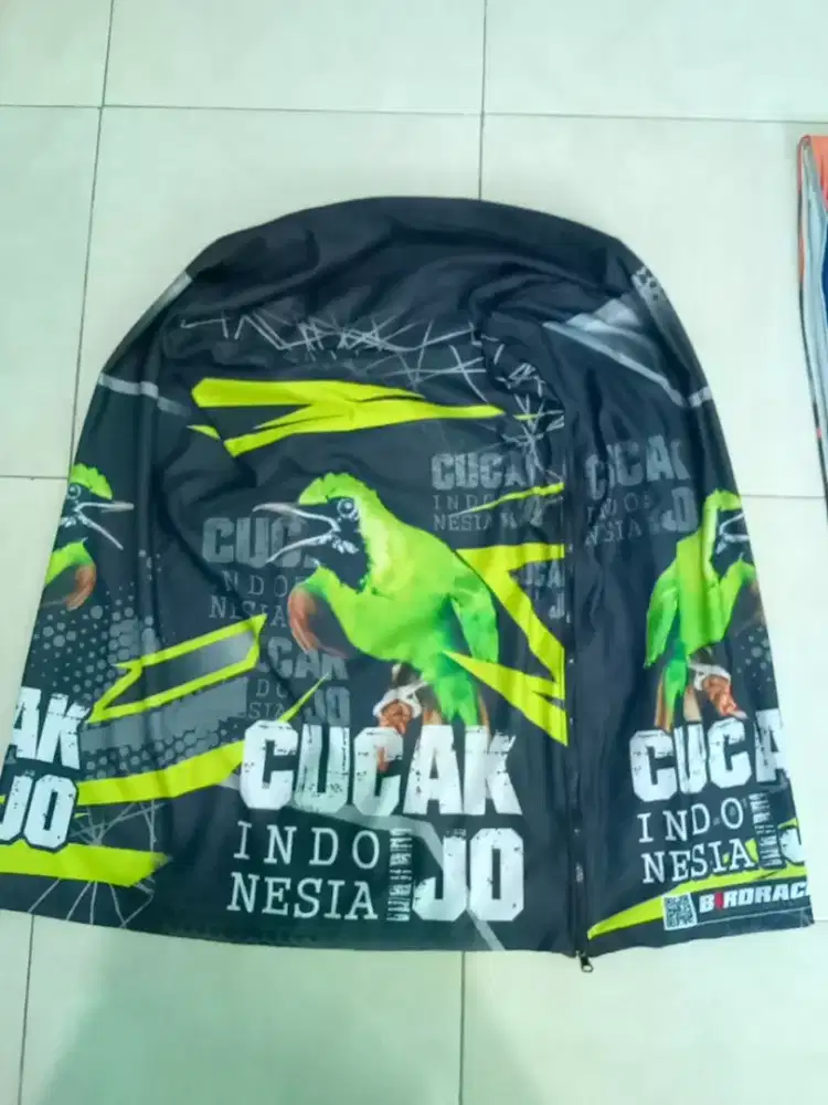 Jual kerodong motif gambar kondisi bagus 99 persen