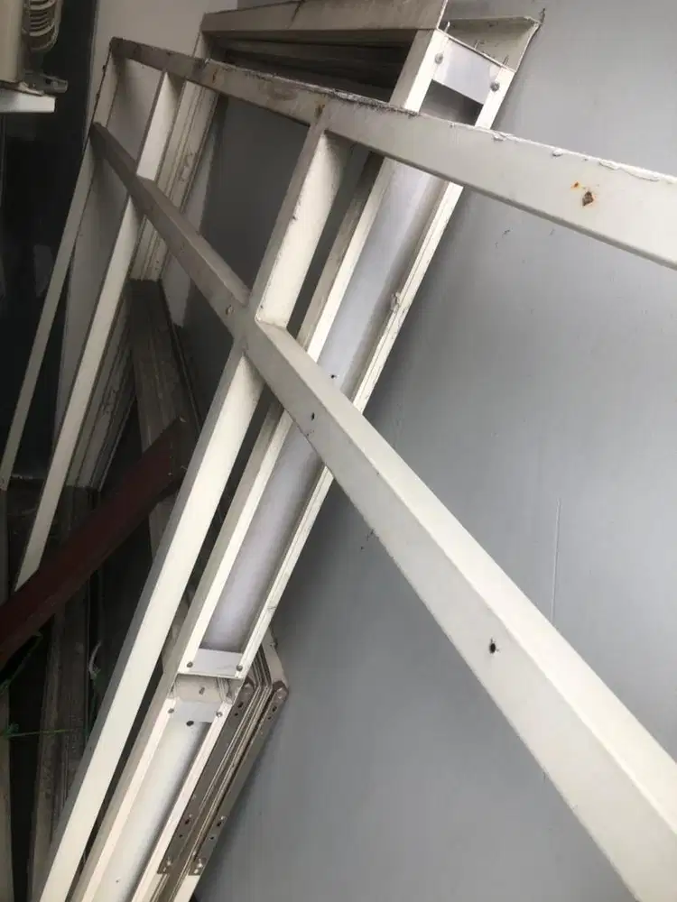 Dijual jendela aluminium